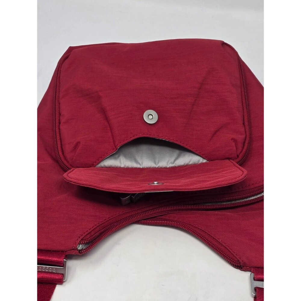 Baggallini Criss Cross Nylon Crossbody Travel Bag Multiple Compartments/ Pockets - Picture 8 of 15